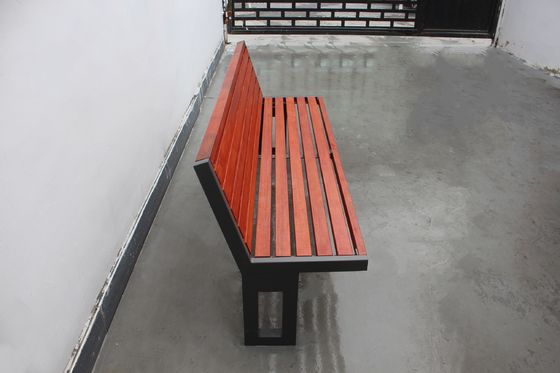 Custom Solid Wood Outdoor Wooden Bench Surface Mounted With Mild Steel Frame